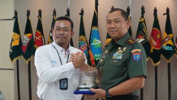 PLN-dan-Kodam-XII-Tanjungpura-Perkuat-Sinergi-Jaga-Ketahanan-Energi-di-Kalimantan