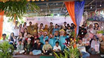 Srikandi-UIP-KLB-Tebar-Semangat-Merdeka,-Tingkatkan-Literasi-Anak-Pontianak