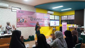 Srikandi-PLN-UIP-KLB-Rayakan-Hari-Kebaya-Nasional-dengan-Berbagi-Wawasan-dan-Kreativitas
