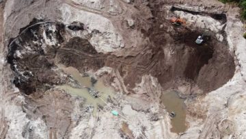 peti bengkayang eksavator 2