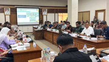 mediasi mayawana persada masyarakat adat kualan