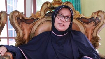 emilya kalsum oke